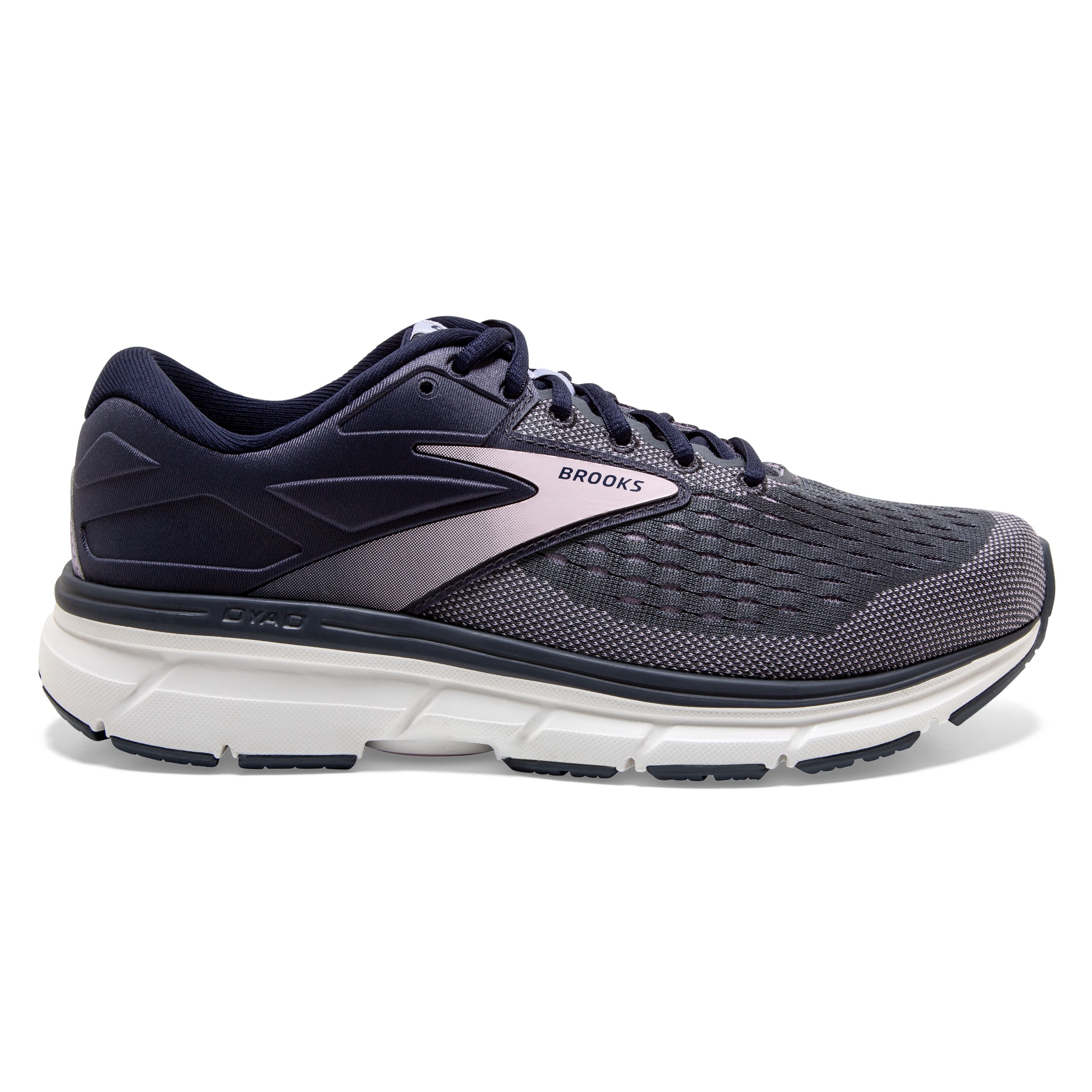 W Brooks Dyad 11, D/Wide